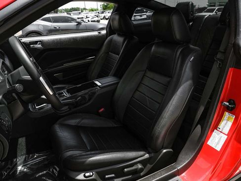 Used 2011 Ford Mustang GT Premium w/ 402A Rapid Spec Order Code RWD image 21