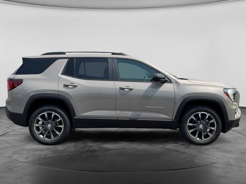 New 2027 GMC Terrain Elevation w/ Elevation Premium Package AWD/4WD image 9