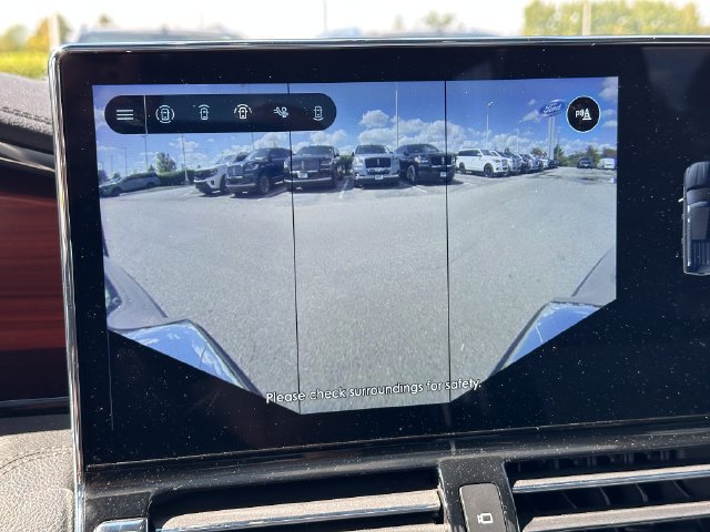 Used 2022 Lincoln Navigator Reserve w/ Equipment Group 201A AWD/4WD image 34