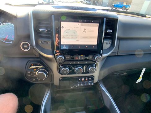 Used 2025 RAM 1500 Big Horn AWD/4WD image 20