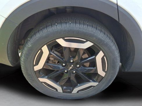 Used 2024 Kia Telluride S AWD/4WD image 12