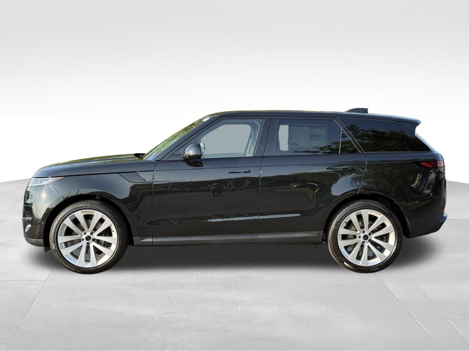 New 2027 Land Rover Range Rover Sport SE AWD/4WD image 2