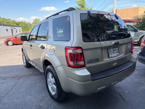 Used 2012 Ford Escape XLT FWD image 4