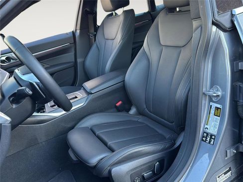 Used 2025 BMW 430i xDrive w/ Premium Package image 14