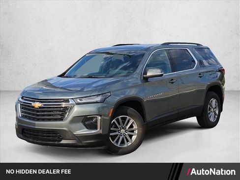 Used 2023 Chevrolet Traverse LT w/ LPO, Floor Liner Package AWD/4WD image 1