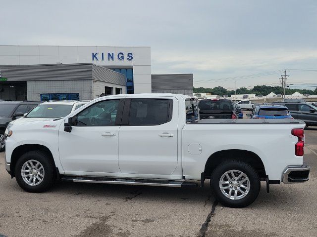Used 2020 Chevrolet Silverado 1500 LT w/ All-Star Edition AWD/4WD image 2