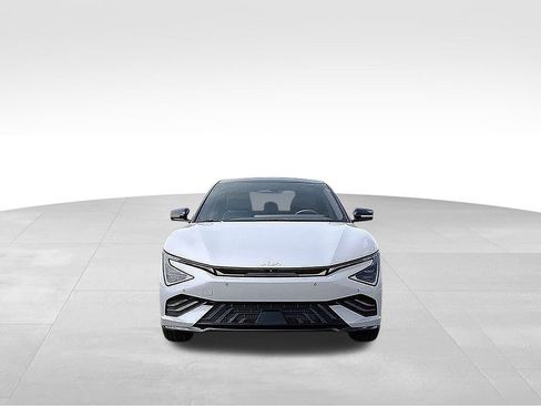 Certified 2025 Kia EV6 GT-Line image 10