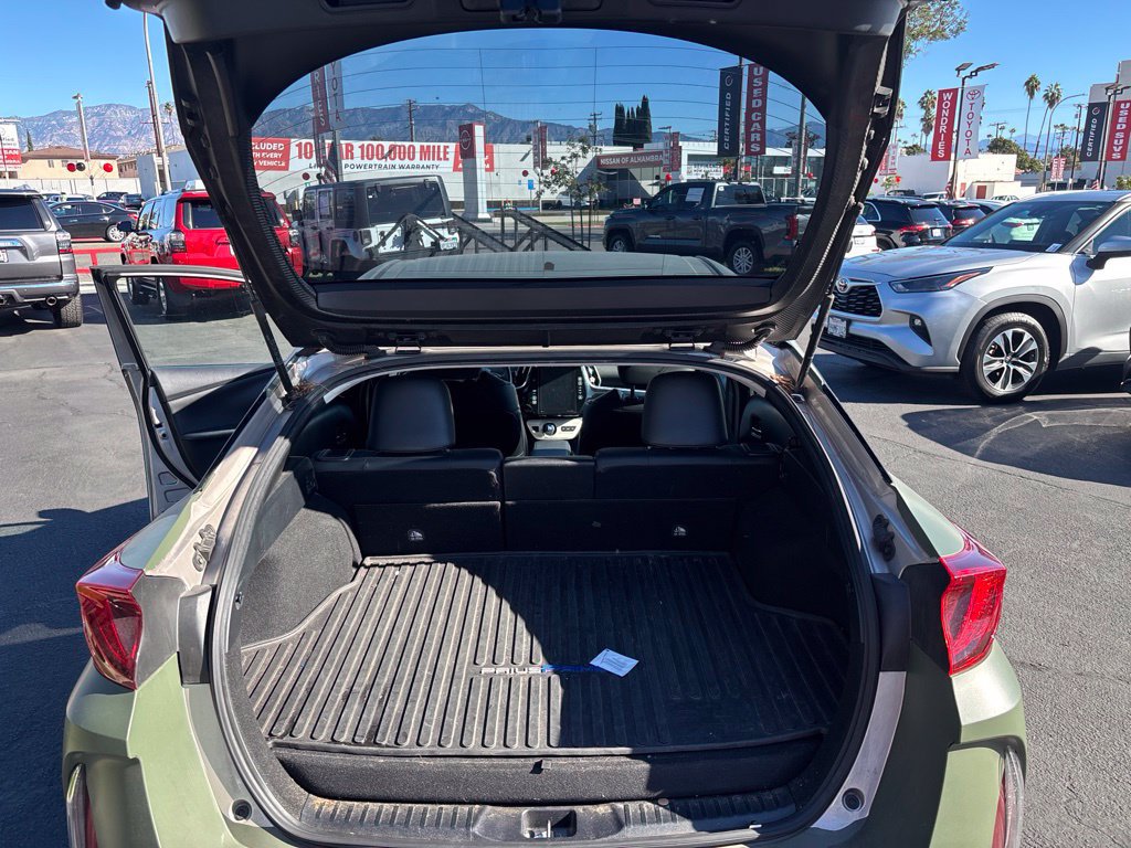 Used 2018 Toyota Prius Prime Premium FWD image 10