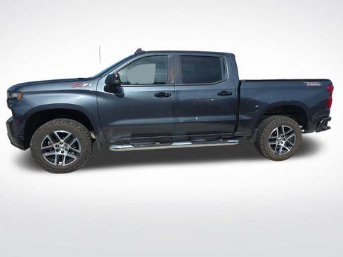 Used 2019 Chevrolet Silverado 1500 LT Trail Boss AWD/4WD image 3