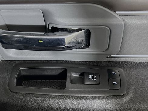 Used 2024 RAM 1500 Classic SLT image 31