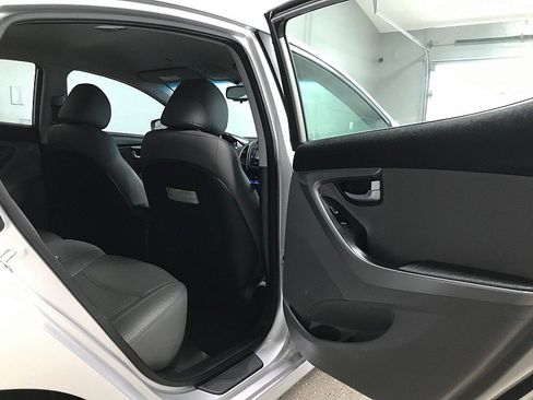 Used 2016 Hyundai Elantra Limited FWD image 15