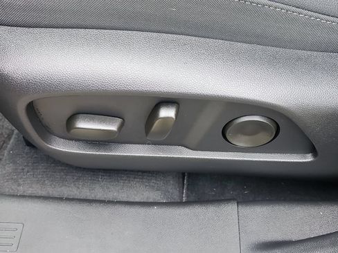 Used 2026 Chevrolet Equinox LT w/ Convenience Package II AWD/4WD image 23