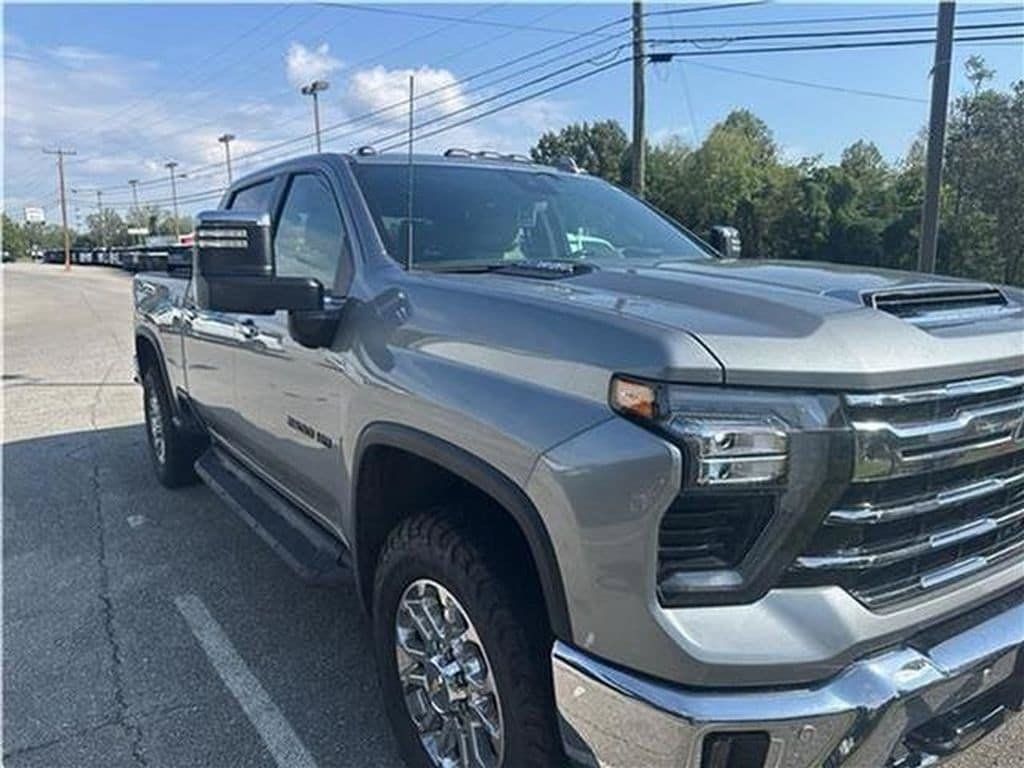 Used 2024 Chevrolet Silverado 2500 LTZ w/ LTZ Premium Package AWD/4WD image 27