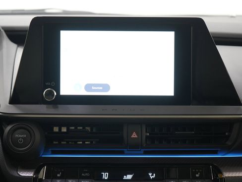 Used 2025 Toyota Prius Limited image 17