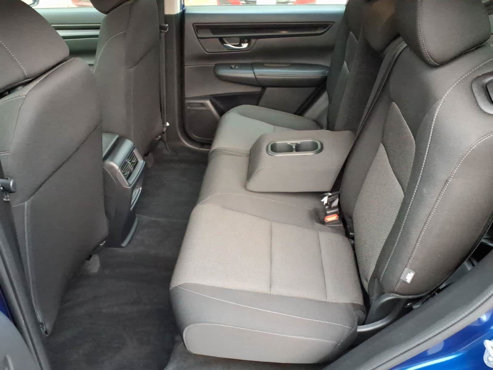Used 2023 Honda CR-V LX image 9
