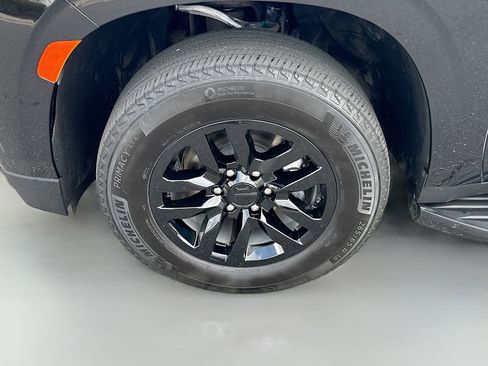 Used 2024 Chevrolet Tahoe LT image 32