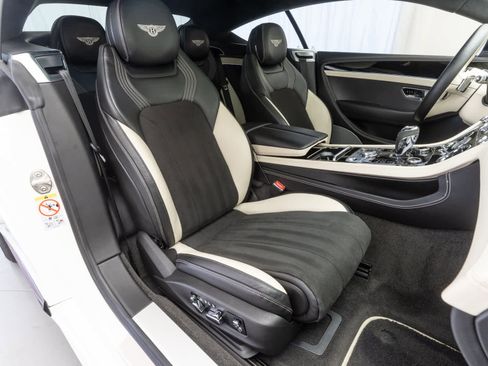 Used 2023 Bentley Continental GT S image 14
