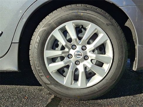 Used 2016 Nissan Altima 2.5 S w/ Power Driver Seat Package image 8