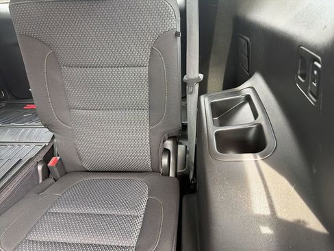 Used 2022 GMC Acadia SLE w/ LPO, Floor Liner Package image 31