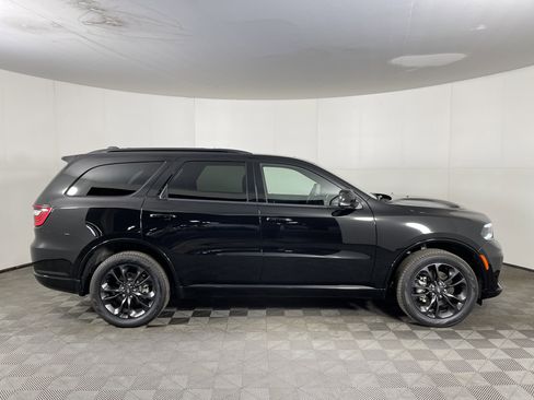 Used 2024 Dodge Durango GT image 5