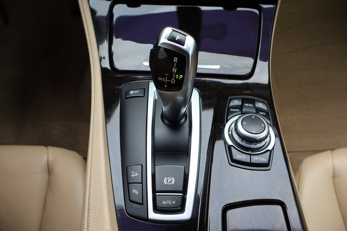 Used 2011 BMW 535i xDrive Sedan AWD/4WD image 37