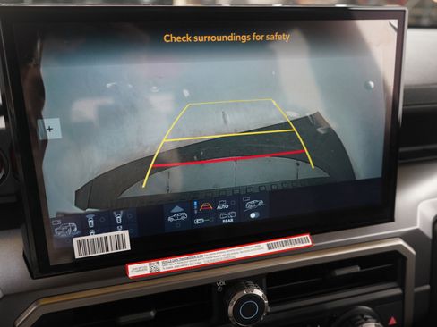 Used 2025 Toyota 4Runner TRD Off-Road Premium image 31