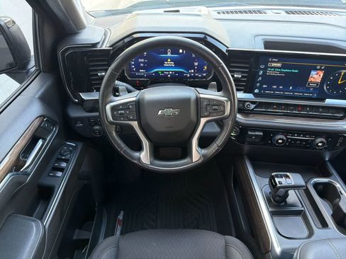 Used 2023 Chevrolet Silverado 1500 LT Trail Boss w/ Protection Package AWD/4WD image 14