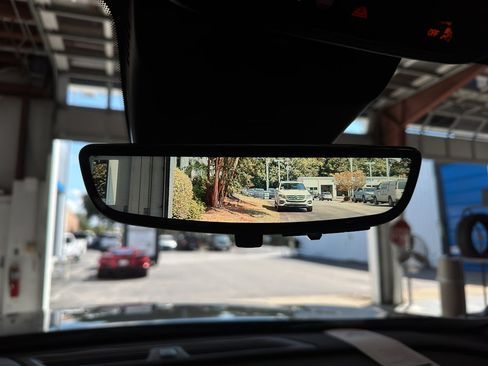 New 2026 Chevrolet Traverse LT w/ Sun and Wheel Package image 24