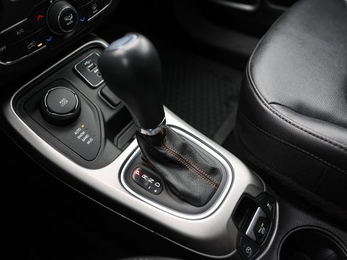 Used 2021 Jeep Compass Latitude w/ Convenience Group image 31