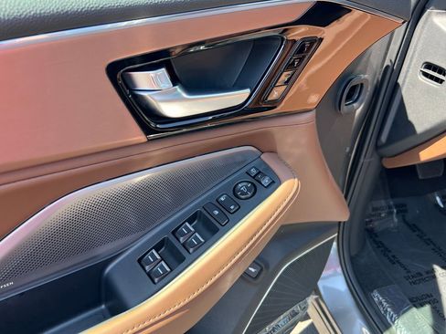 Used 2026 Acura MDX w/ Technology Package image 12