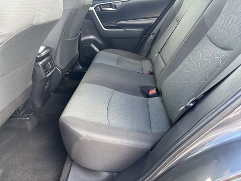 Used 2023 Toyota RAV4 XLE AWD/4WD image 16