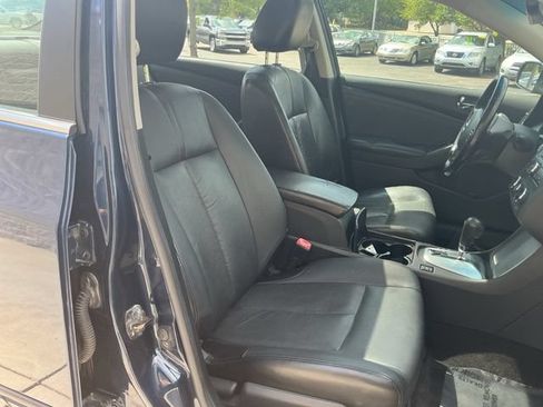Used 2010 Nissan Altima 2.5 SL w/ SL Pkg FWD image 22