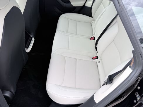 Used 2023 Tesla Model S AWD/4WD image 30