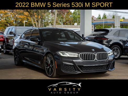 Used 2022 BMW 530i w/ M Sport Package image 3