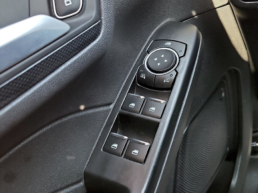 Used 2025 Ford Escape ST-Line AWD/4WD image 15