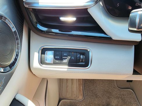 New 2026 Buick Enclave Avenir w/ Super Cruise Package AWD/4WD image 18