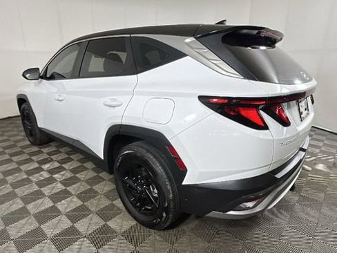 Used 2026 Hyundai Tucson SE AWD/4WD image 5