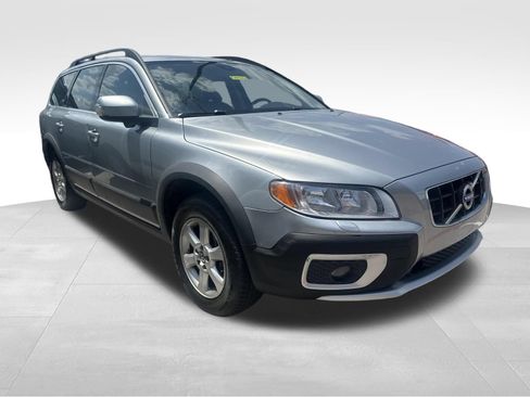 Used 2010 Volvo XC70 3.2 AWD/4WD image 3