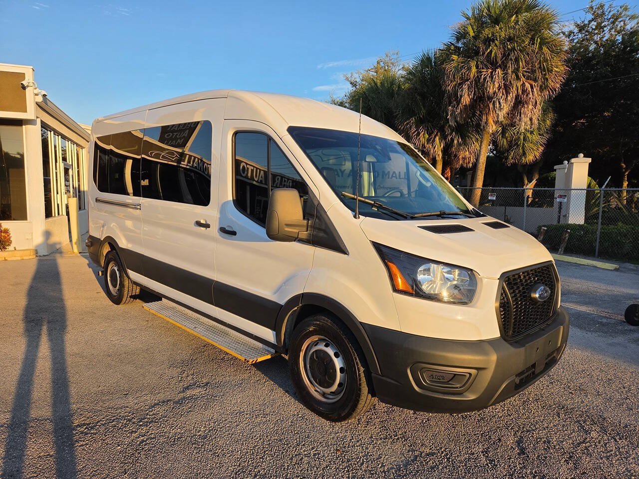 Used 2024 Ford Transit 350 XL RWD image 3