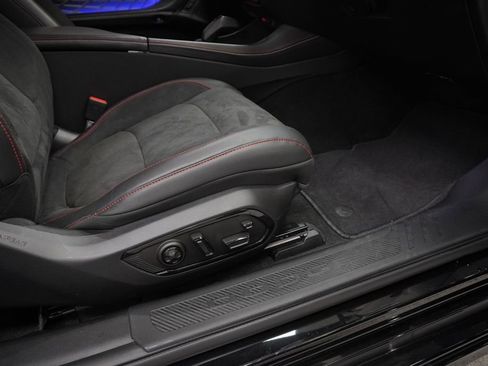 Used 2024 Dodge Charger Daytona Scat Pack w/ Plus Group AWD/4WD image 50