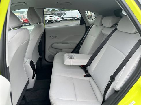 Certified 2025 Hyundai Kona SEL AWD/4WD image 10