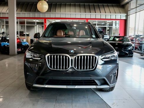Used 2023 BMW X3 xDrive30i w/ Premium Package image 2