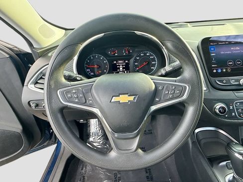 Used 2019 Chevrolet Malibu LT w/ Driver Confidence Package II FWD image 36