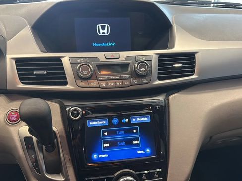 Used 2016 Honda Odyssey EX-L image 25