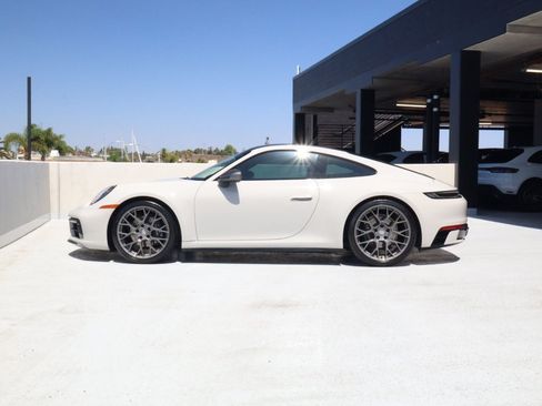 Certified 2024 Porsche 911 Carrera T RWD image 2