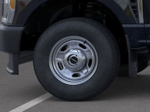 New 2026 Ford F250 XL w/ FX4 Off-Road Package image 19