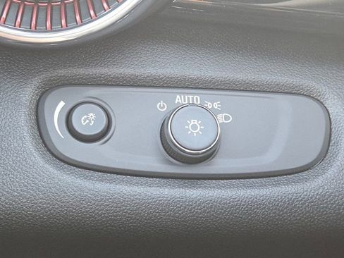 New 2026 Chevrolet Trax RS w/ Driver Confidence Package image 11