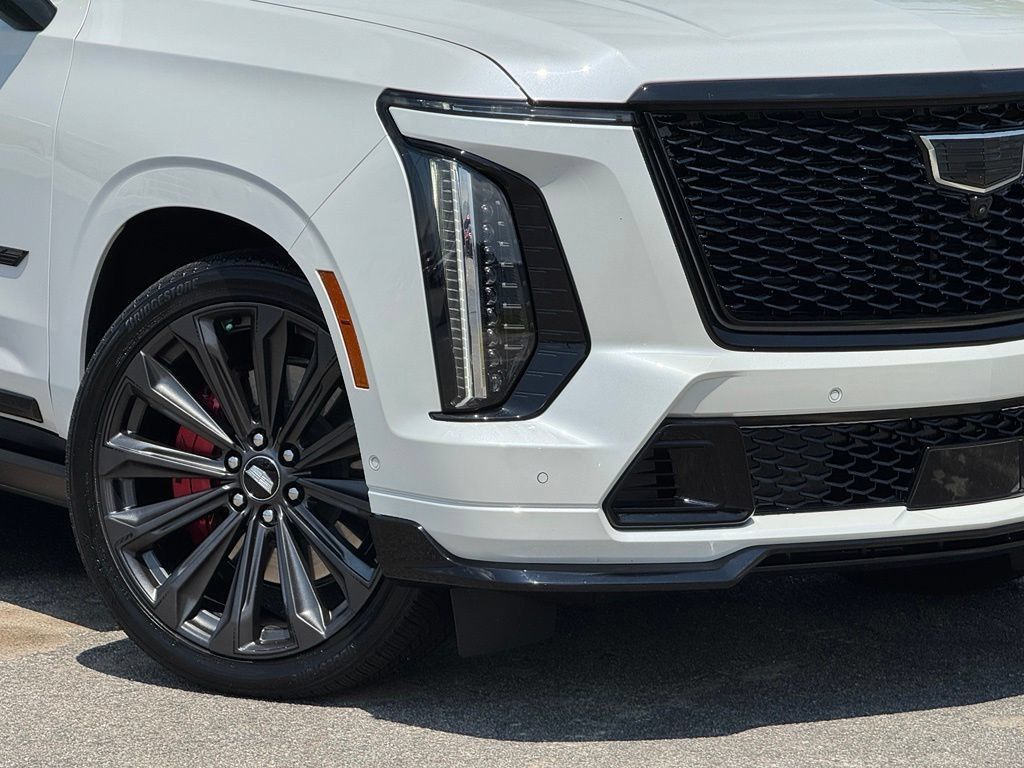 Certified 2025 Cadillac Escalade V w/ LPO, Floor Liner Package AWD/4WD image 12