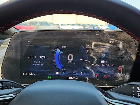 Used 2024 Chevrolet Equinox EV RS image 20