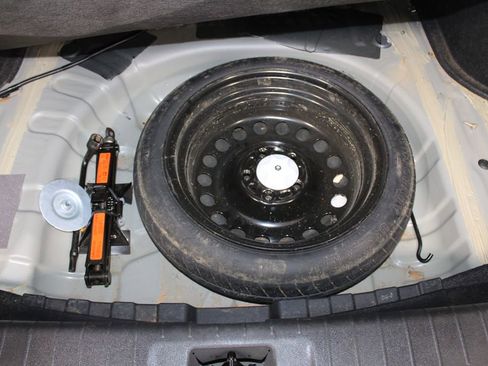 Used 2024 Nissan Sentra SR image 17